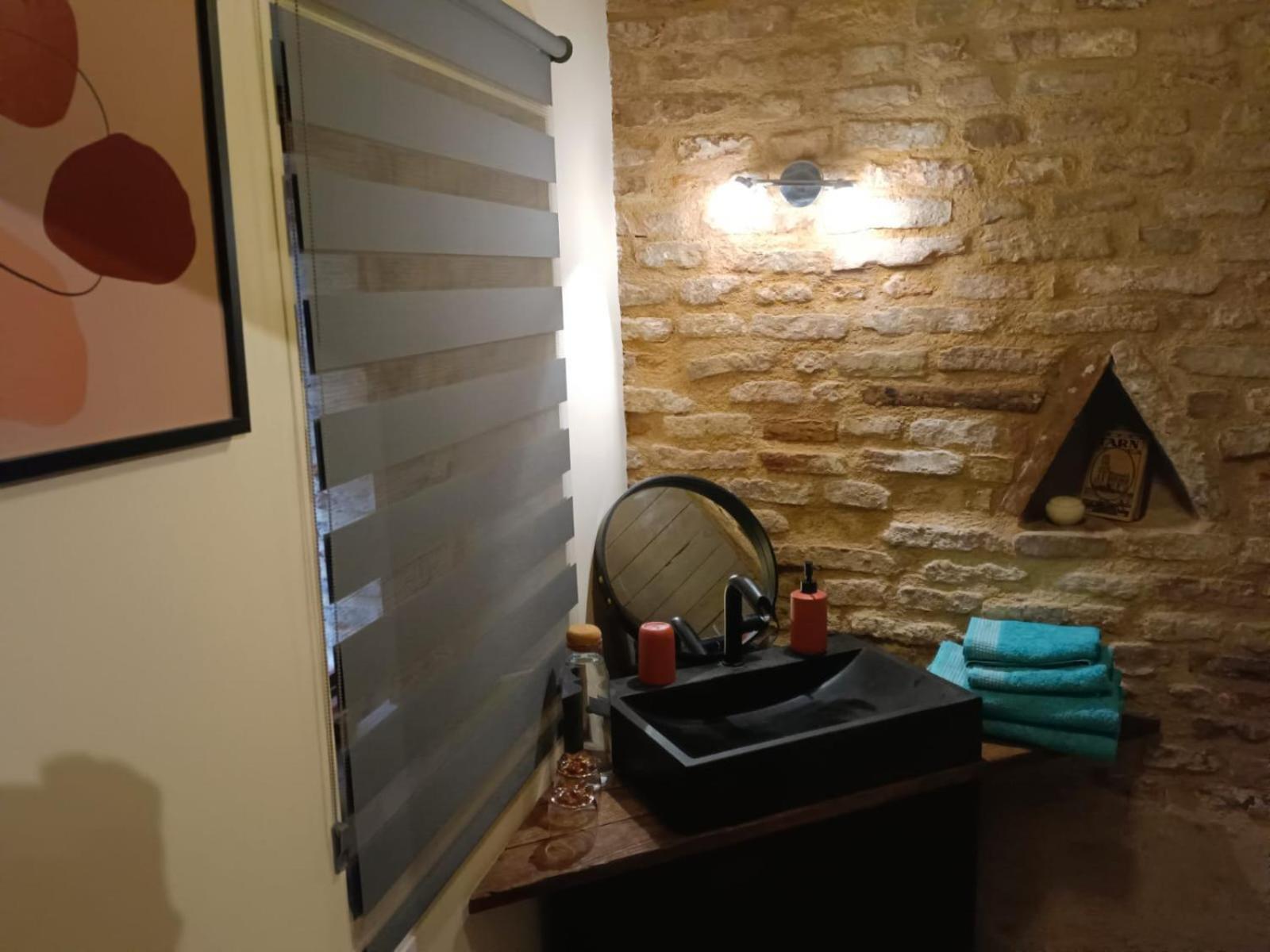 La Lauze Et L'Anguille Acomodação com café da manhã Gaillac Exterior foto