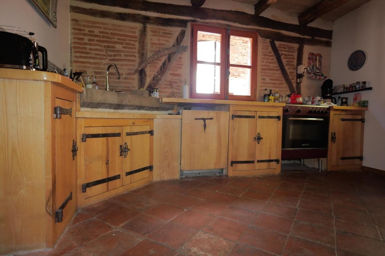 La Lauze Et L'Anguille Acomodação com café da manhã Gaillac Exterior foto